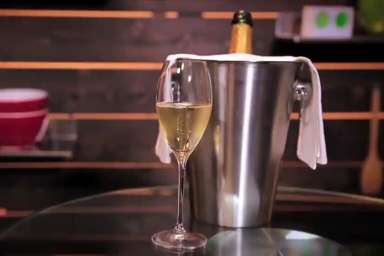 Accords mets et vins : apéritif pétillant, hors d’oeuvre et foie gras