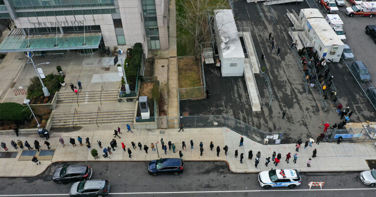 Comment la montée subite d’Omicron impose les hôpitaux