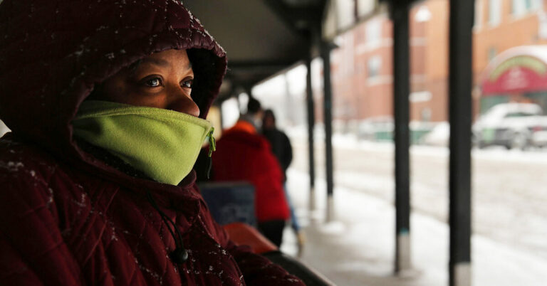 Les États avec des taux de vaccination élevés pourraient encore voir des poussées de COVID-19 – voici pourquoi