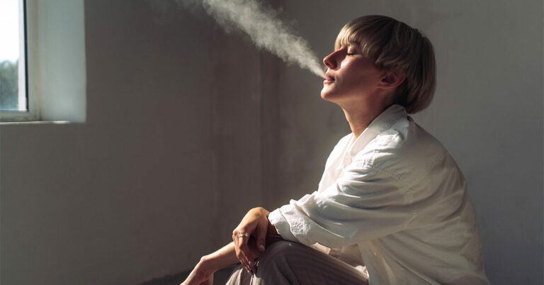 Les cigarettes électroniques augmentent le risque d’accident vasculaire cérébral et de maladie cardiaque