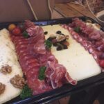 Quelle quantité pour raclette pour 8 personnes ?