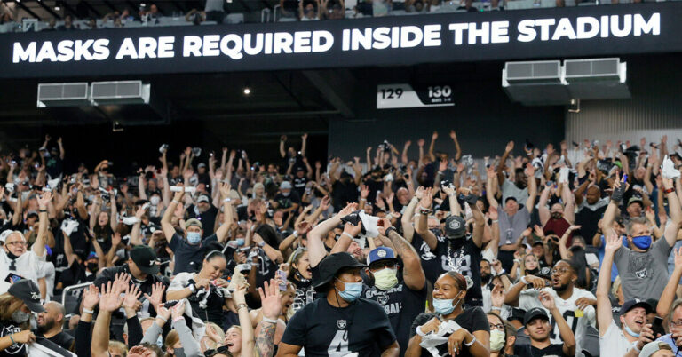 Comment naviguer dans les grands rassemblements pendant la poussée actuelle de COVID-19