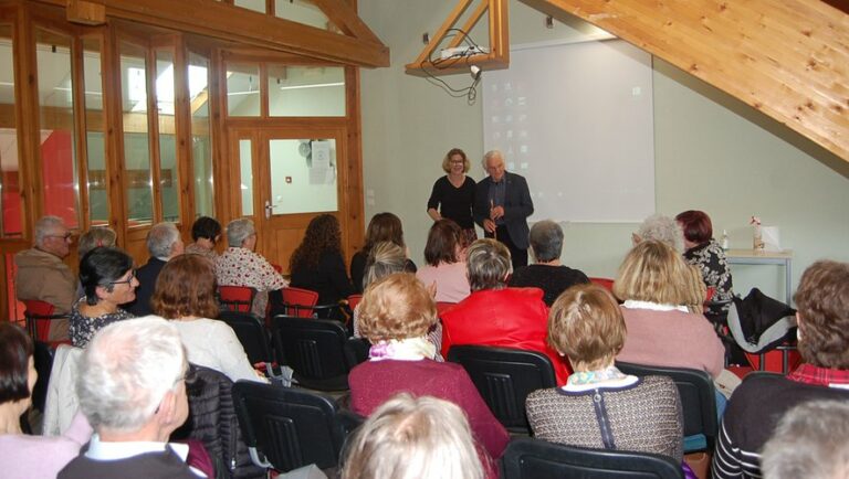 Conférence et débat sur la nutrition et le cancer colorectal à Blue Mars