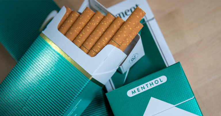Proposition d’interdiction des cigarettes au menthol : pourquoi les défenseurs de la santé des Noirs applaudissent
