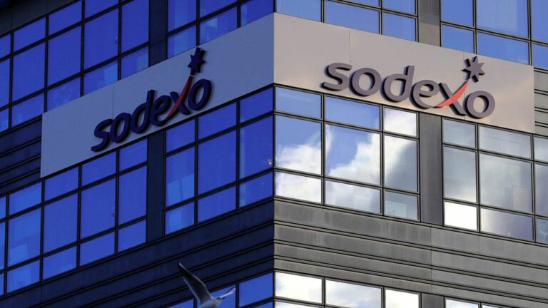 Sodexo en pourparlers avec CVC pour ouvrir la première billetterie restaurant Au premier semestre 2021/2022, Sodexo a généré un résultat de 337 millions d'euros, en hausse de plus de 96 % sur un an, pour 10,8 milliards d'euros de chiffre d'affaires.