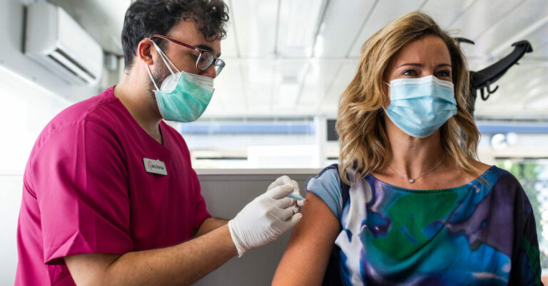 Voici comment le vaccin COVID-19 a fonctionné contre la variante Delta