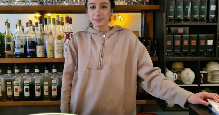 restaurateur sur le pont de l’expo grenouille