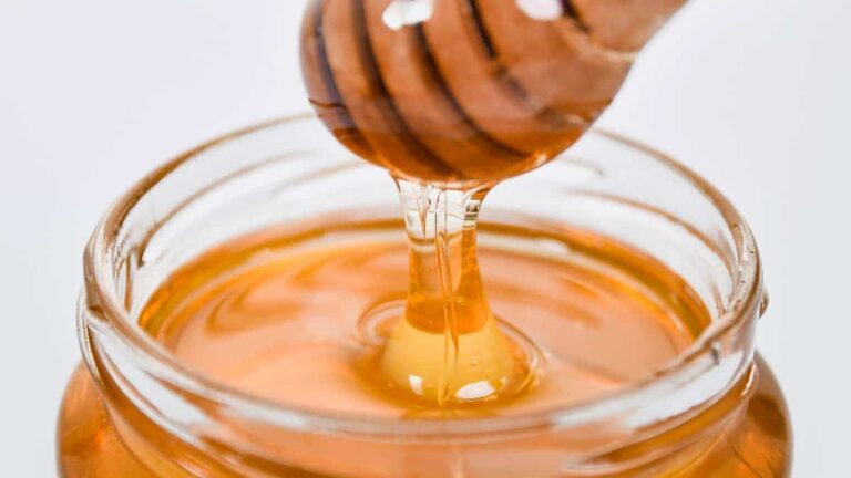 Ces pots de miel vendus chez Auchan, Intermarché et E.Leclerc sont immangeables !