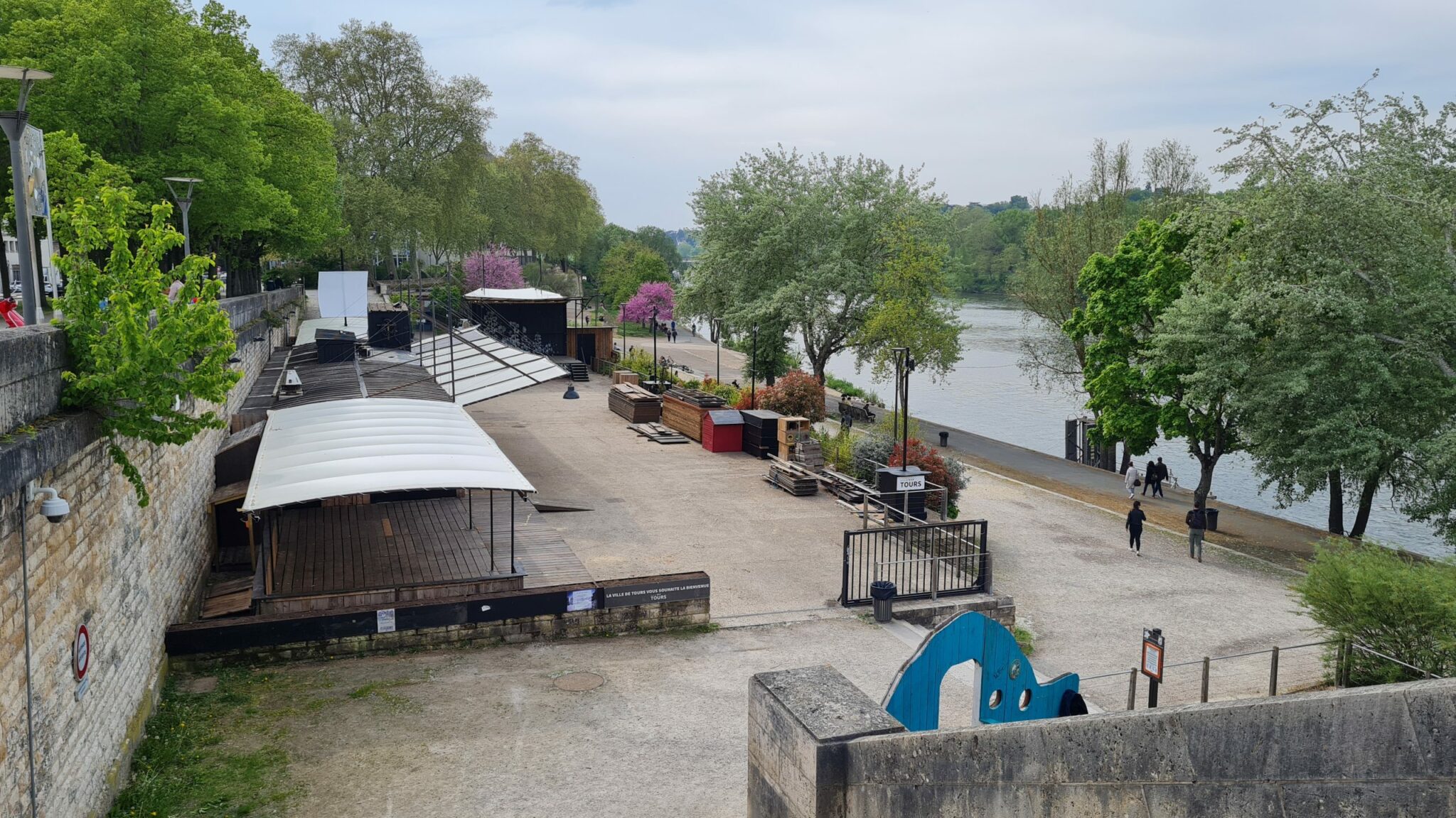 la guinguette tours restaurant