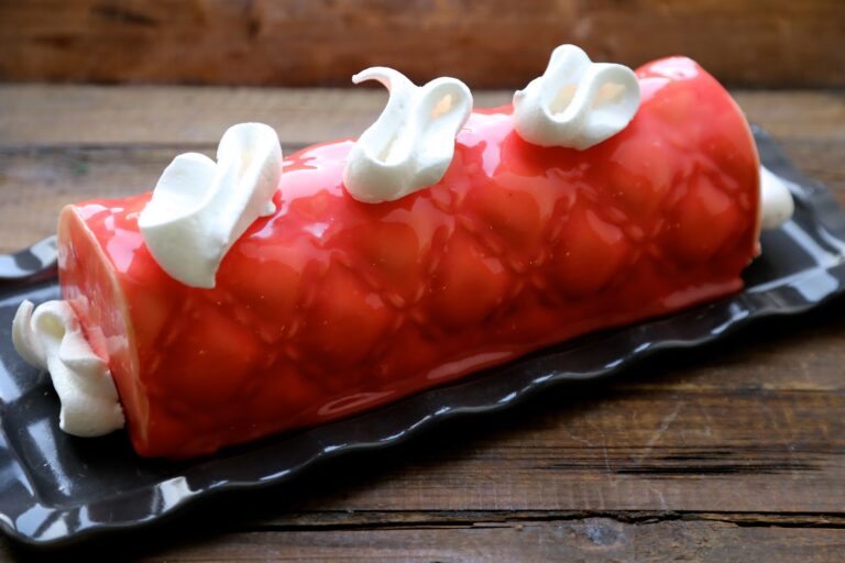 Comment Demouler bûche mousse ?