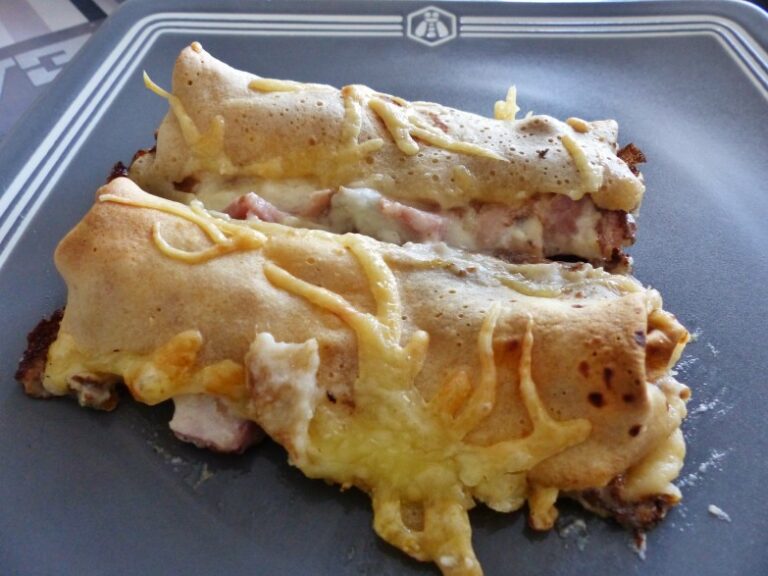 Comment Rouler les crêpes au jambon ?