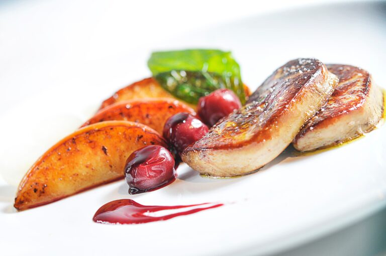 Comment accompagner un foie gras poêlé ?