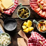 Comment accompagner une raclette au fromage ?