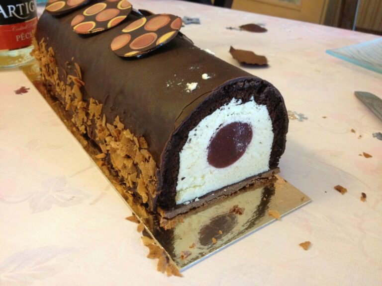 Comment bien démouler une bûche ? Comment bien démouler une bûche ?