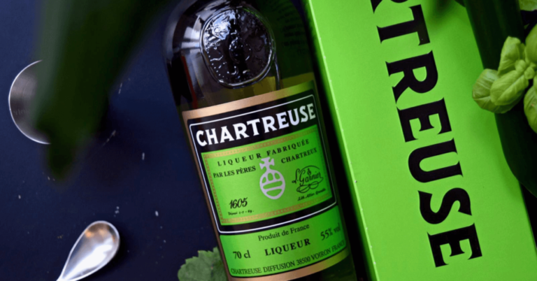 Comment boire de la Chartreuse verte ?