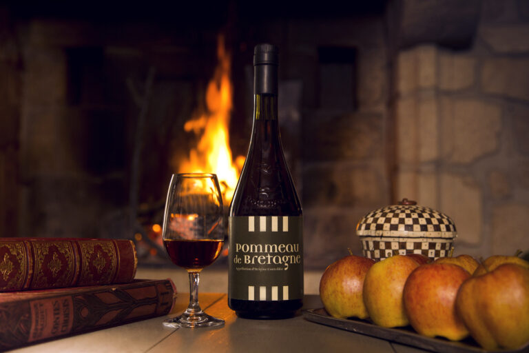 Comment boire le pommeau de Bretagne ?