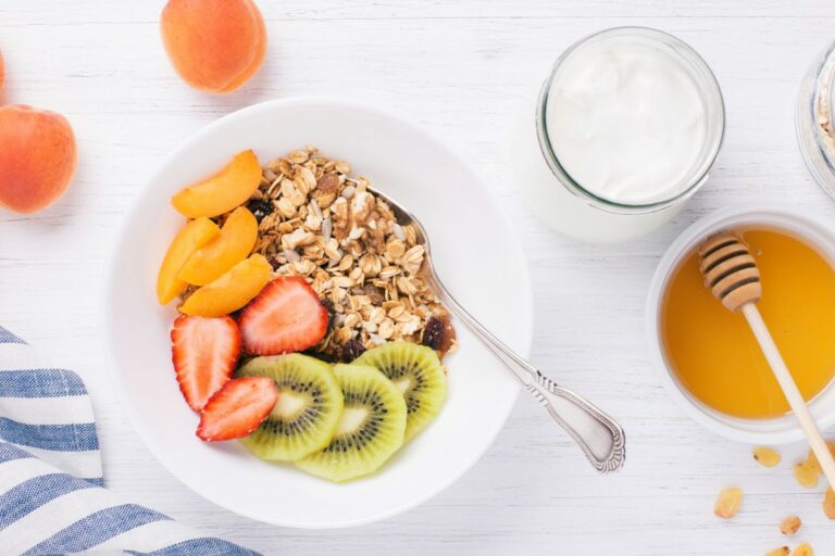 Comment composer un petit déjeuner selon les groupes alimentaires ? Comment composer un petit déjeuner selon les groupes alimentaires ?