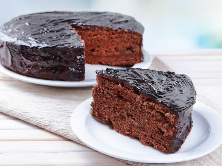 Comment conserver un gâteau avec glaçage ?