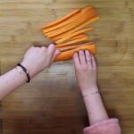 Comment couper carottes en bâtonnets ?