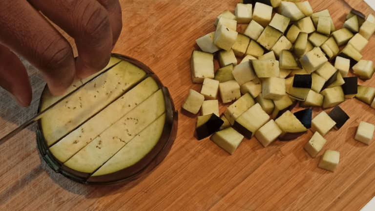 Comment couper des aubergines en dés ? Comment couper des aubergines en dés ?