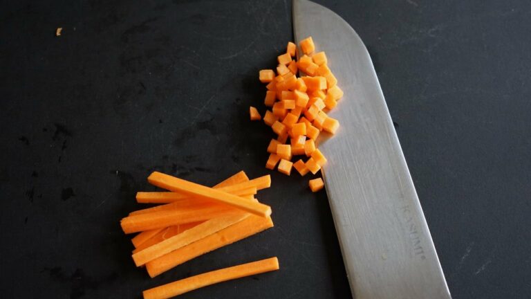 Comment couper la viande en brunoise ? Comment couper la viande en brunoise ?