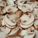 Comment couper les champignons en lamelles ?