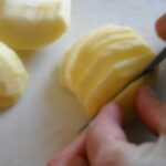 Comment couper les pommes en fines lamelles ?