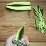 Comment couper une courgette en petit morceau ?