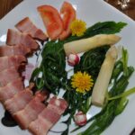 Comment cuire du lard fumé à l'eau ?