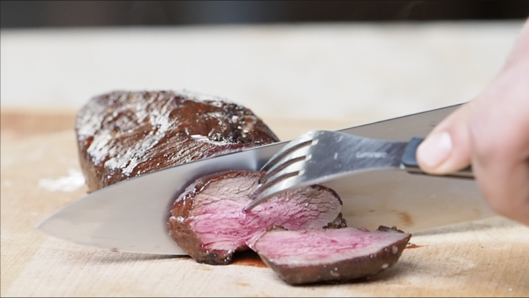 Comment cuire un magret au feu de bois ?