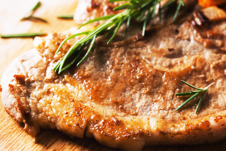 Comment cuire une côte de bœuf de 1kg ? Comment cuire une côte de bœuf de 1kg ?