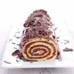 Comment décorer une bûche de Noël au chocolat ?