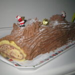 Comment décorer une bûche de Noël maison ?