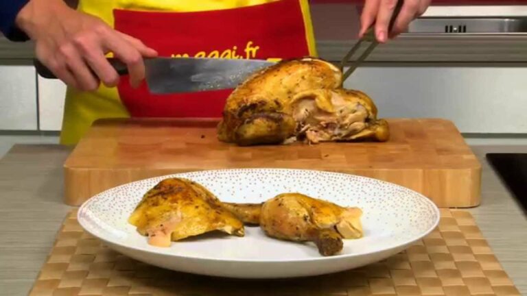 Comment découper un poulet entier cuit ? Comment découper un poulet entier cuit ?