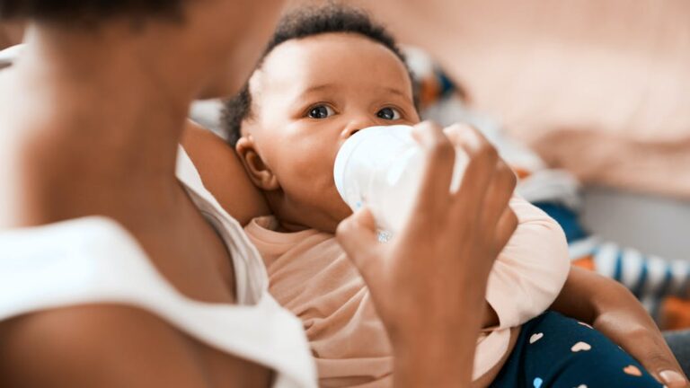 Comment détecter une intolérance aux protéines de lait de vache ?