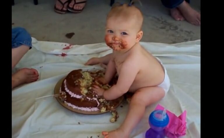 Comment doit manger un bébé de 1 an ?