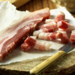 Comment enlever le sel des lardons ?