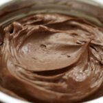 Comment épaissir une ganache au chocolat blanc ?