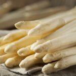 Comment éplucher les asperges ?