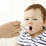Comment faire avec un bébé qui refuse de manger ?