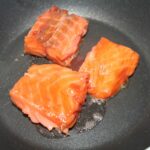 Comment faire bouillir du saumon ?