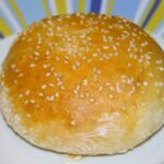 Comment faire chauffer le pain à hamburger ?