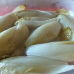 Comment faire cuire des endives dans l'eau ?