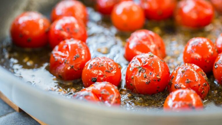 Comment faire cuire les tomates cerises ?