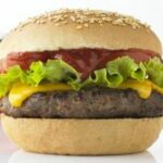 Comment faire cuire un hamburger au Micro-onde ?
