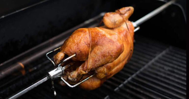 Comment faire cuire un poulet sur le BBQ ? Comment faire cuire un poulet sur le BBQ ?