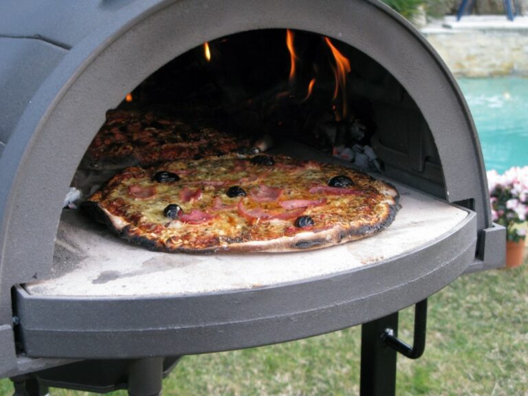 Comment faire cuire une pizza dans un four professionnel ?