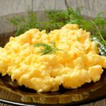 Comment faire des œufs brouillés healthy ?