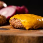 Comment faire fondre le fromage dans un hamburger ?