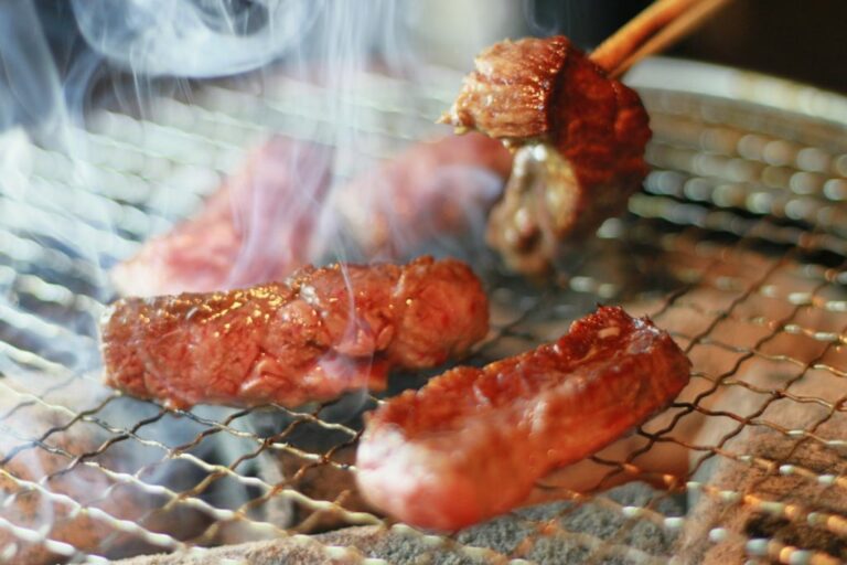 Comment faire fumer de la viande dans un fumoir ? Comment faire fumer de la viande dans un fumoir ?